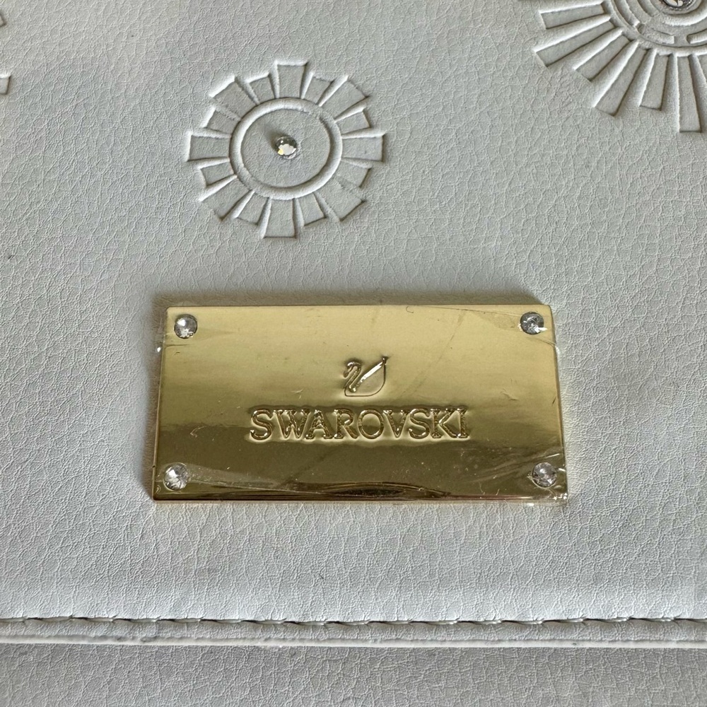Swarovski Crystal Travel Wallet White - Picture 3 of 14